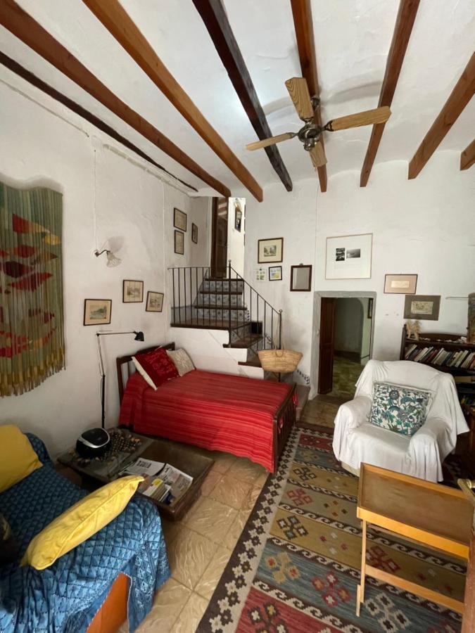 Encantadora Casita En El Centro De Форналуткс Екстериор снимка